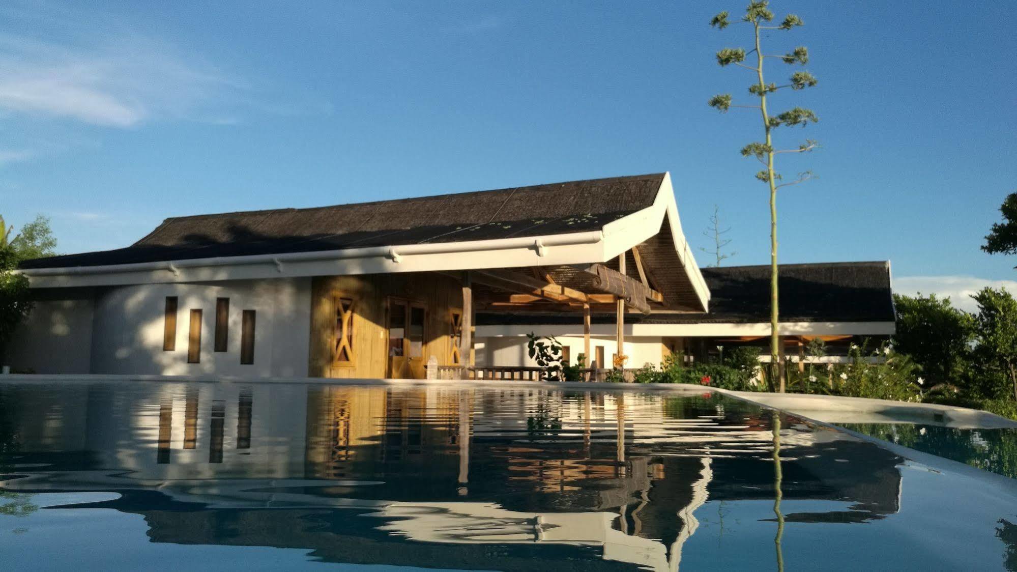 Kawayan Holiday Resort Сикихор Экстерьер фото